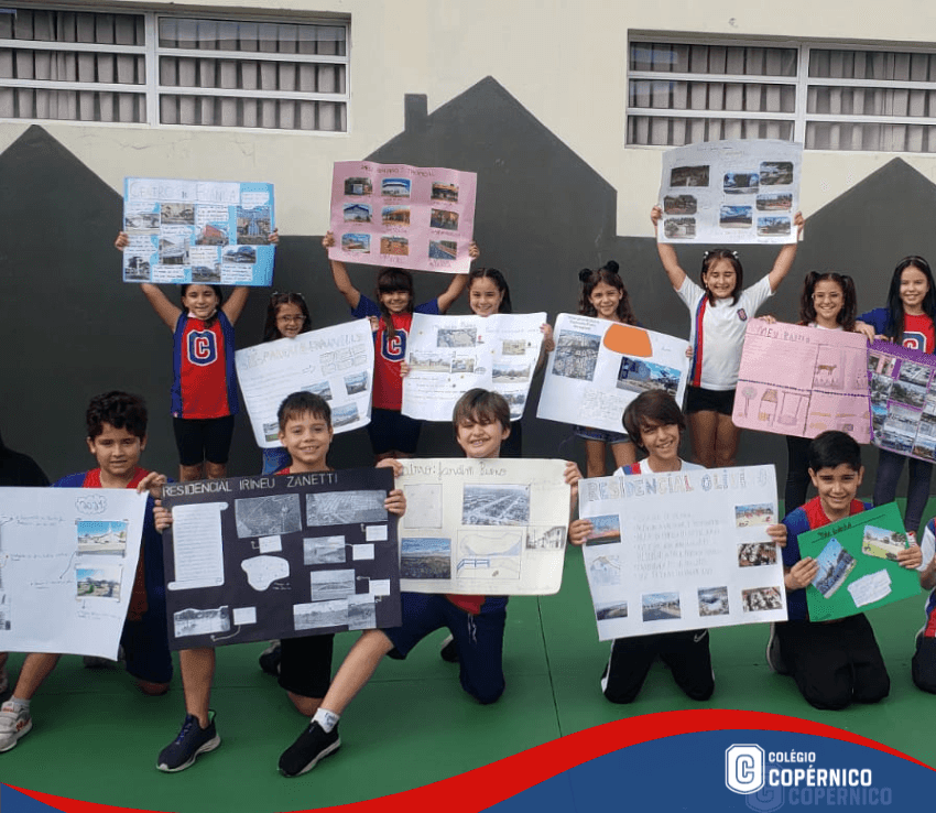 Alunos realizam estudos de bairros francanos para o aniversario do Município